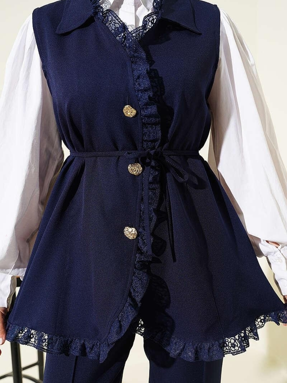 Modest Navy Ruffled Lace Vest Pants Set XL Coordinated Two Piece